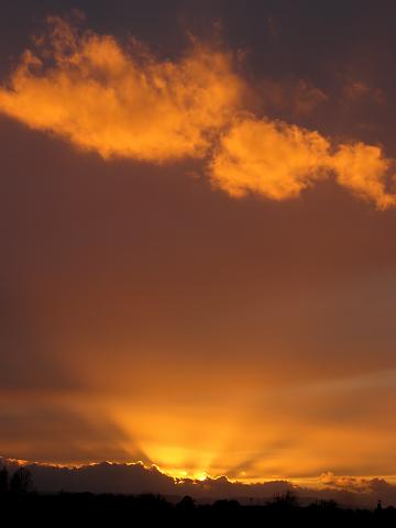 CRW_8566.jpg - Clouds Floodlit By Sunset