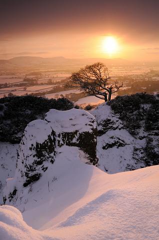 DSC_1109-light.jpg - Winter Sunset, Leven Valley From Cliff Ridge