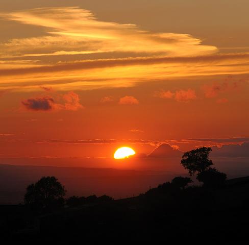 DSC_4286.jpg - Summer Sunset Near Chequers, Osmotherley